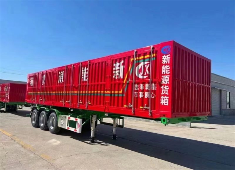 集装箱运输车